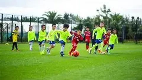 《太阳报独家曝料：马克莱莱将闪耀环球小姐舞台，担任魅力评委！》